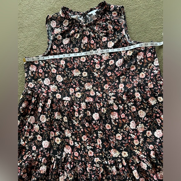 33.TIME and TRU Women’s Peasant 
Dress. Size XXXL(22) - Picture 13 of 13